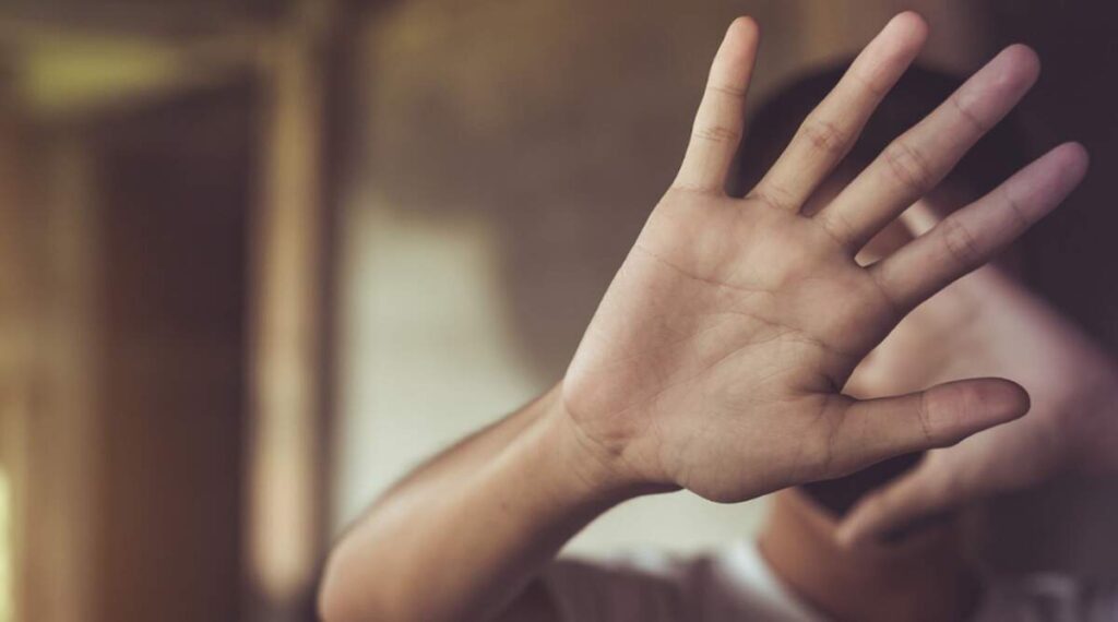 Νίκαια: Συλλήψεις για βιασμό και πορνογραφία σε βάρος 17χρονου