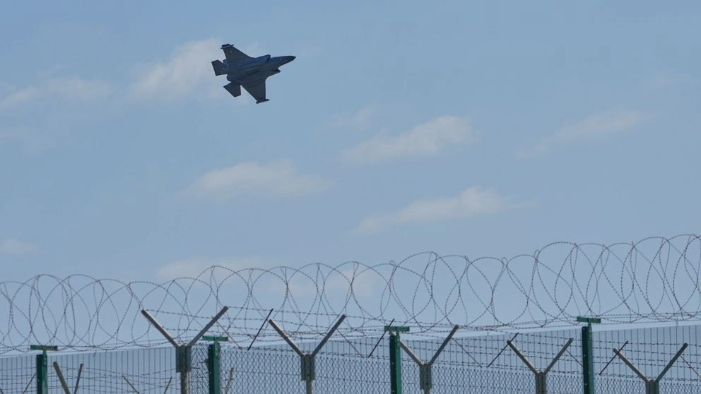 Εσπευσμένα στην Κύπρο ο Δένδιας – Φόβοι για γενικευμένη σύρραξη