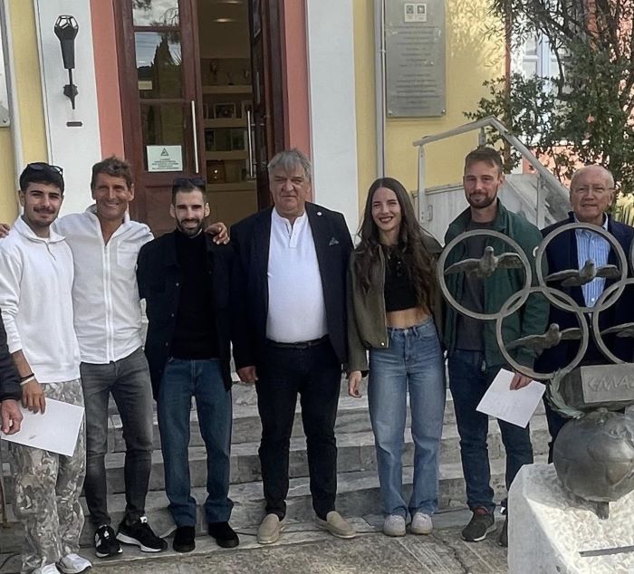 Ο Δήμος Μαραθώνος αναδεικνύει τους πρώτους πρεσβευτές του Μαραθωνίου ιδεώδους: Ματίνα Νούλα, Παναγιώτης Καραΐσκος και Βλάσης Καραβασίλης