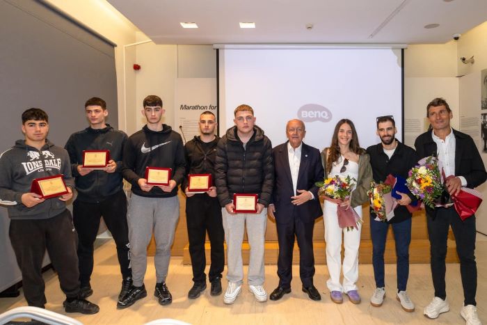 Μαθητές του Μαραθώνα έστειλαν μήνυμα ανθρωπιάς και αισιοδοξίας από το Μουσείο Μαραθωνίου Δρόμου