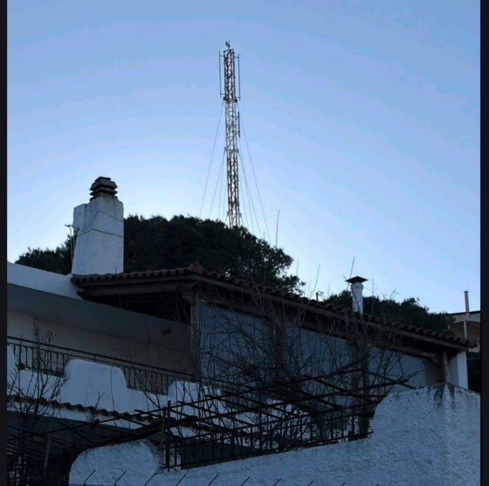 Διαμαρτυρία για εγκατάσταση κεραίας μεγάλης εμβέλειας στην Αρτέμιδα