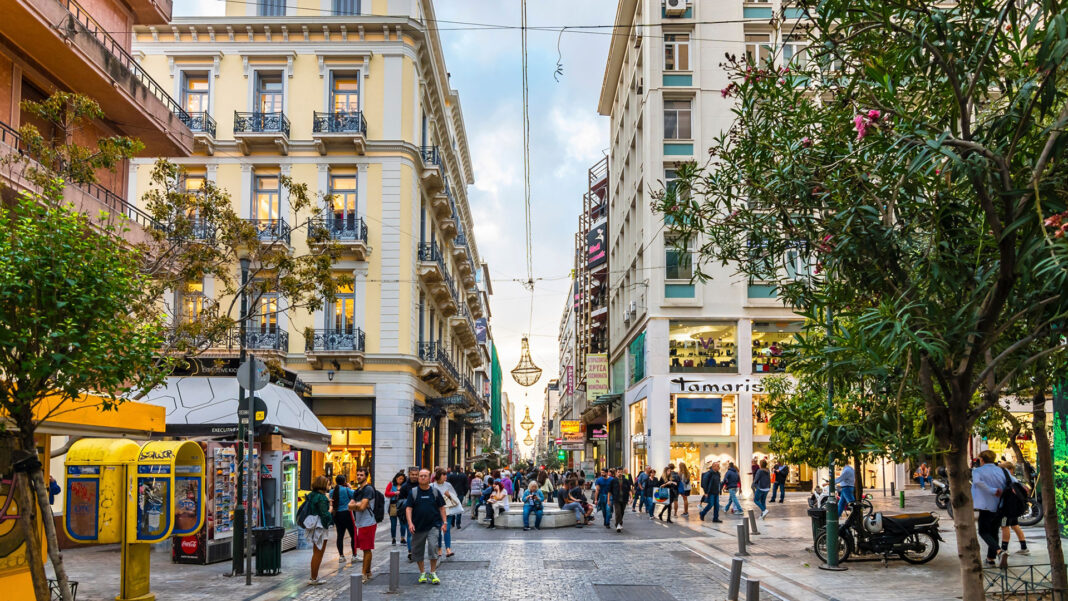 Εορταστικό ωράριο Μεγάλου Σαββάτου: Τι ώρα κλείνουν εμπορικά και σούπερ μάρκετ