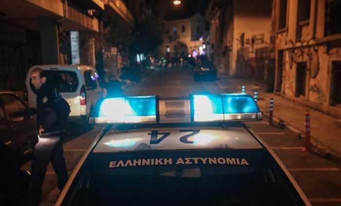 Άγρια συμπλοκή οδηγών στο Περιστέρι: 30χρονος έβγαλε κατσαβίδι – Ένας τραυματίας και πέντε συλλήψεις
