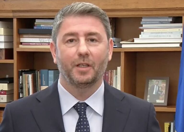 Νίκος Ανδρουλάκης: Πού εστιάζει στο πασχαλινό του μήνυμα