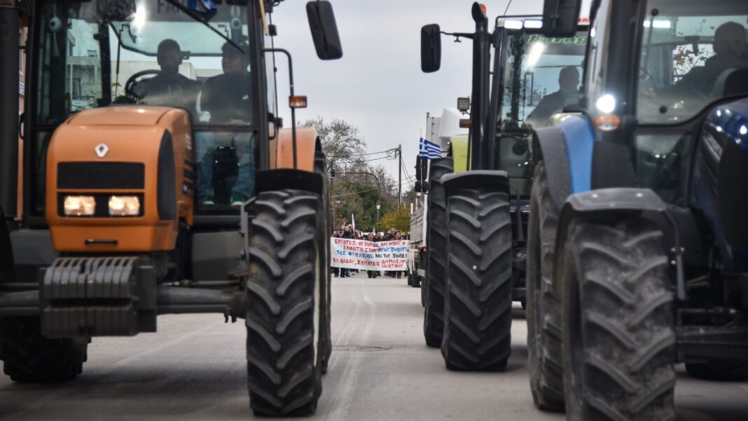 Πασχαλινό μπλόκο από Αγρότες – Νέες κινητοποιήσεις