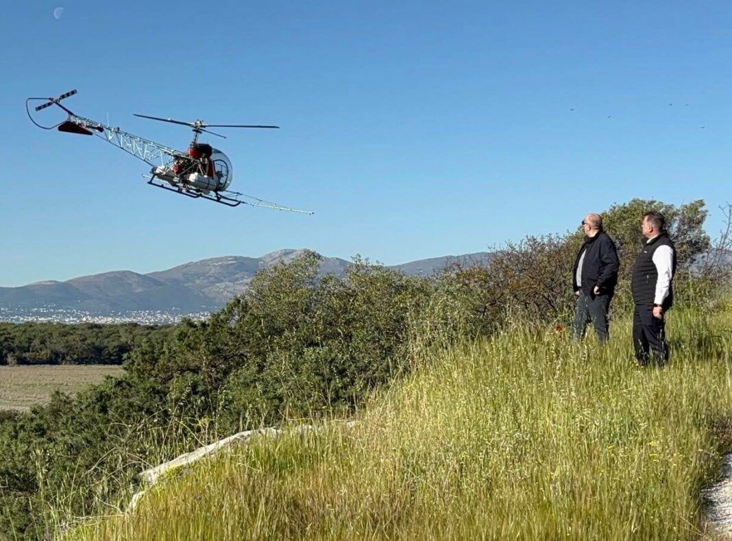 Αεροψεκασμοί στον υδροβιότοπο του Σχινιά Μαραθώνα από την Περιφέρεια Αττικής