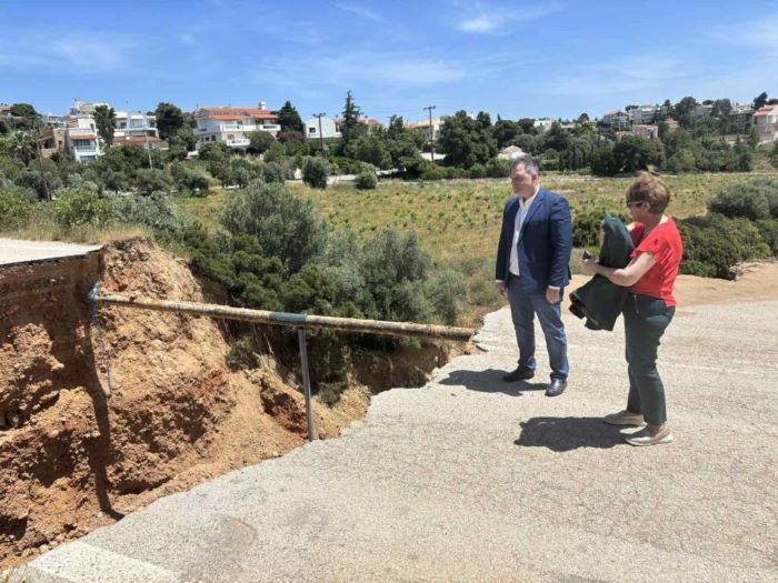 Καλλιτεχνούπολη: Αυτοψία του Αντιπεριφερειάρχη εκεί που ο δρόμος άνοιξε στα 2