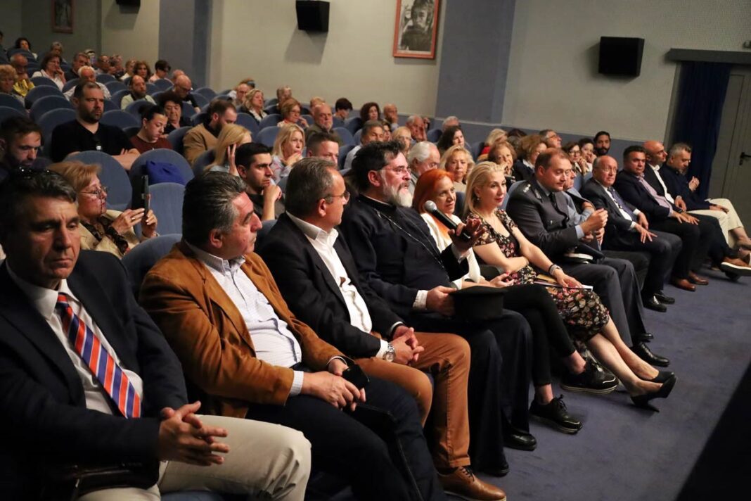 Νέα Μάκρη: Μεγάλη συμμετοχή στην ημερίδα για την προστασία των πολιτών από απάτες και βία