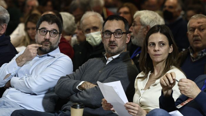 Νέα Αριστερά: Διαλύεται η Κοινοβουλευτική Ομάδα – Ανεξαρτητοποιήθηκαν επτά βουλευτές, αποχώρησαν 150 στελέχη