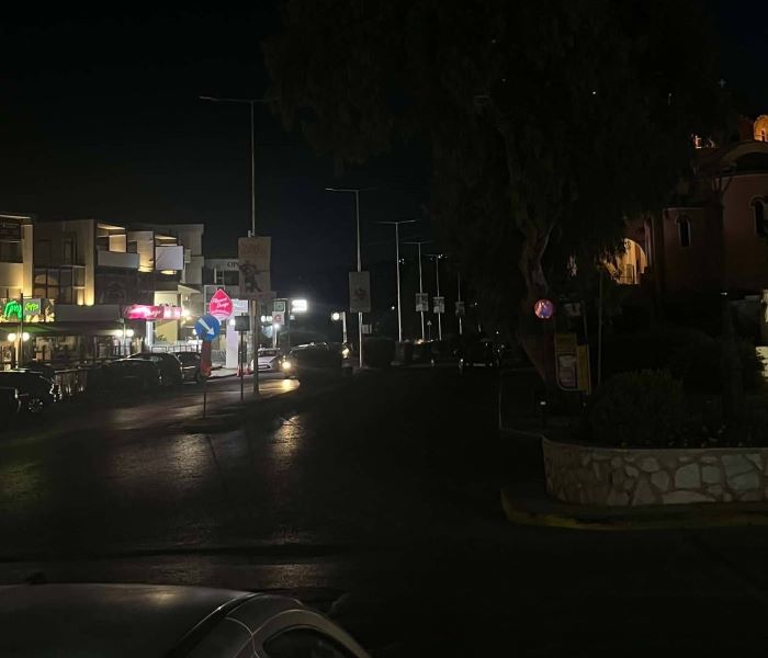 Ραφήνα: Ο δημοτικός φωτισμός αγνοείται ξανά… στα σκοτάδια πολλοί δρόμοι της πόλης