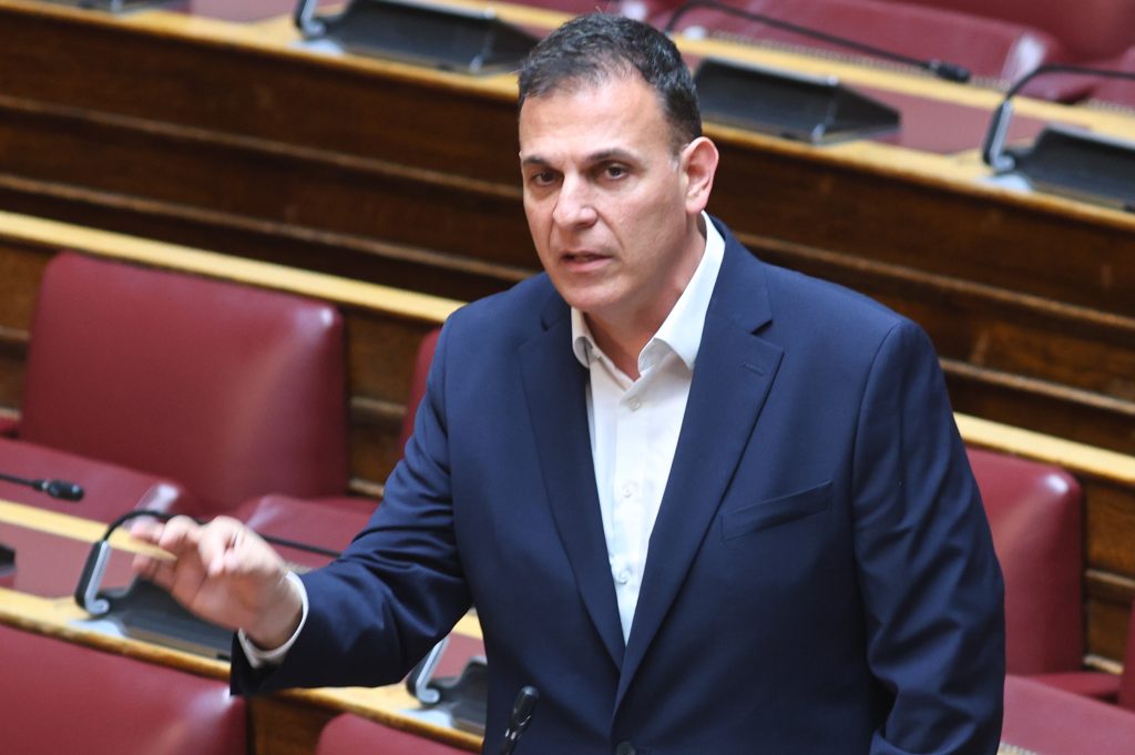 Παραιτήθηκε ο Γιώργος Καραμέρος από Βουλευτής και από τον ΣΥΡΙΖΑ