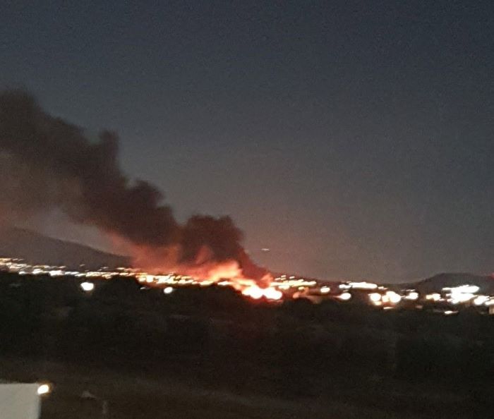 Φωτιά σε εργοστάσιο ανακύκλωσης στο Μαρκόπουλο- Ισχυρές πυροσβεστικές δυνάμεις στο σημείο