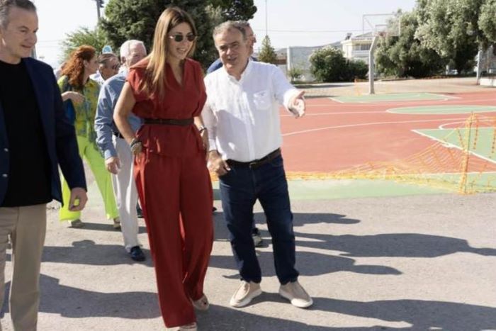 Η Υπουργός Παιδείας Σοφία Ζαχαράκη στον Δήμο Παλλήνης