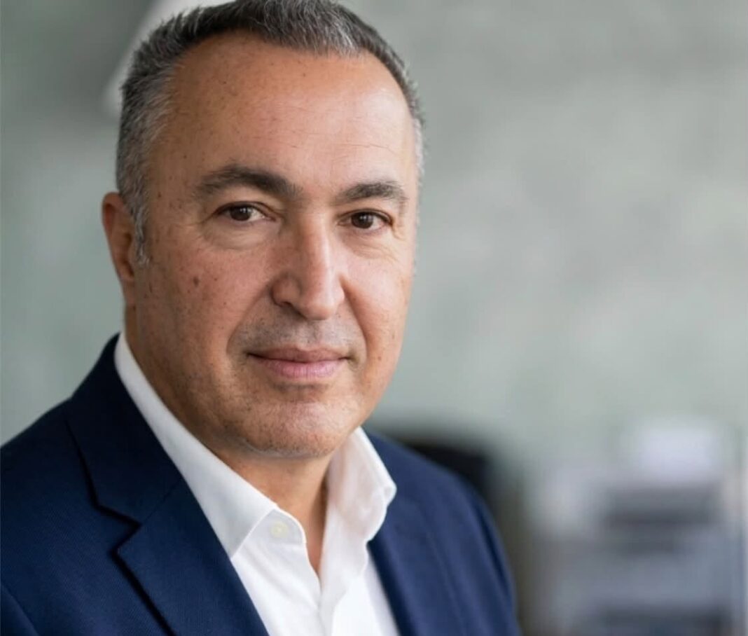 Γιώργος Αντωνίου: «Ο Μαραθώνας χρειάζεται διοικητική επάρκεια στην καθημερινότητα, όχι αποσπασματικές λύσεις»
