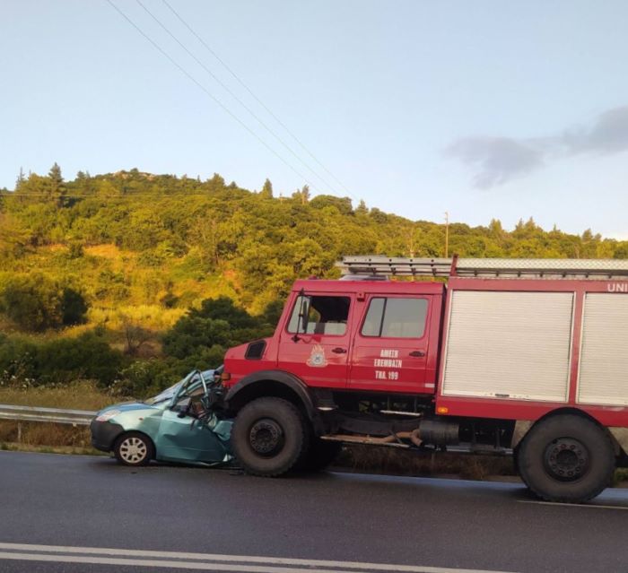 Τραγωδία στη Σπάρτη: Δύο νεκροί μετά από σύγκρουση ΙΧ με πυροσβεστικό όχημα που πήγαινε σε φωτιά