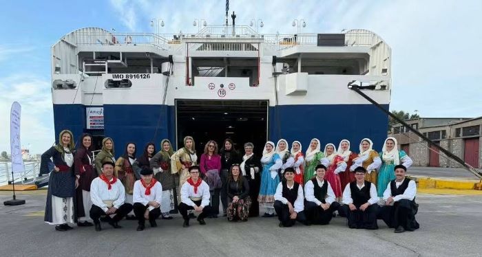 Το Λύκειο Ελληνίδων Ραφήνας εκπαιδεύει μέσα σε χώρους τέχνης και πολιτισμού και σε πολιτιστικά ταξίδια