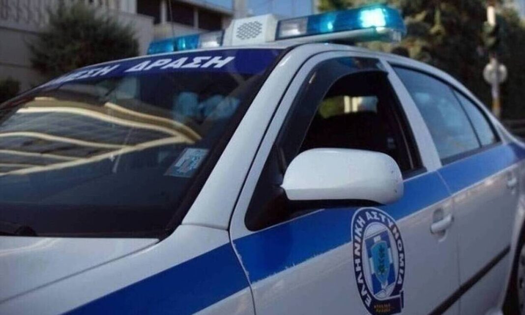 Ειδικός φρουρός προσπάθησε να φιλήσει ανήλικη που πήγε για ταυτότητα και συνελήφθη