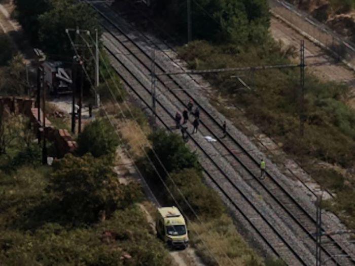 Τραγωδία στη Λάρισα: Νεκρός πεζός που παρασύρθηκε από αμαξοστοιχία