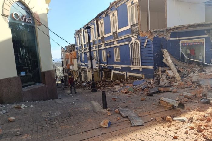 Ισχυρός σεισμός στην Κολομβία: Καταρρεύσεις κτηρίων και εγκλωβισμένοι (βίντεο)– Έκλεισαν έξι αεροδρόμια