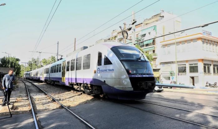 Νεκρός ανασύρθηκε άνδρας από συρμό του Προαστιακού