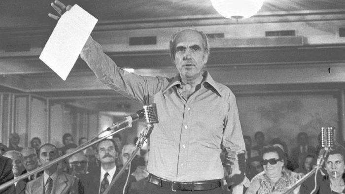 3η του Σεπτέμβρη: Η «ληξιαρχική πράξη» γέννησης του ΠΑΣΟΚ και το άγνωστο παρασκήνιο