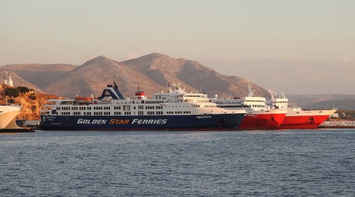 Ραφήνα: Τέλος θερινής σεζόν για «SUPERFERRY» και «ΑΙΚΑΤΕΡΙΝΗ Π» – Ένα καλοκαίρι γεμάτο δυσκολίες