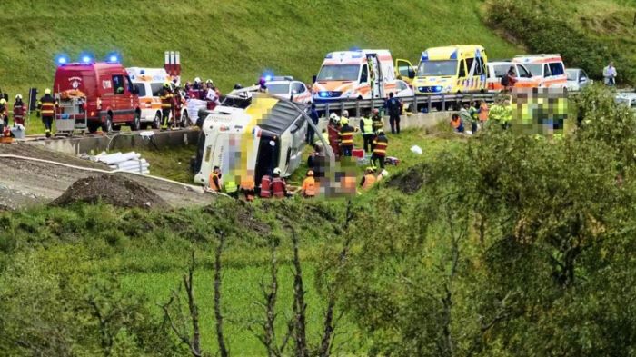Ελβετία: Πολύνεκρο δυστύχημα με τουριστικό λεωφορείο στις Άλπεις