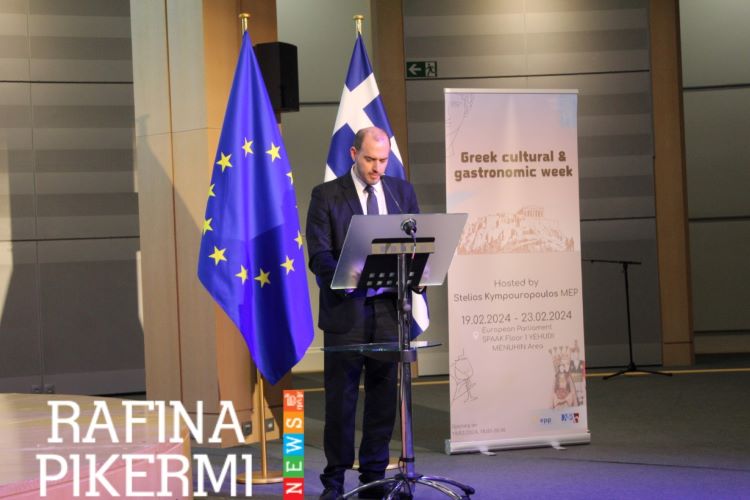 Γιώργος Κώτσηρας: Ποιος είναι ο αναπληρωτής υπουργός που κατέρρευσε στη Βουλή