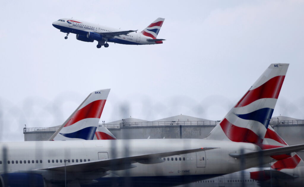 British Airways: Ταχεία κάθοδος 27.000 ποδιών σε πτήση προς το Σικάγο — Ασφαλής επιστροφή στο Χίθροου